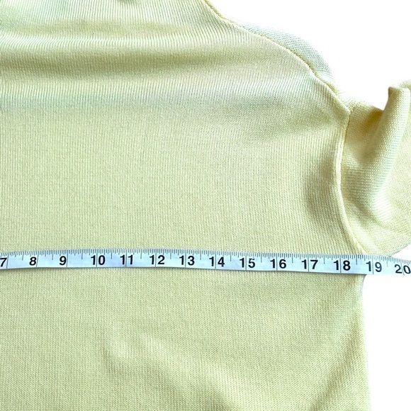 Aritzia Wilfred Cyprie Turtleneck Sweater - Picture 8 of 9